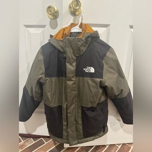 Boys size small northface jacket